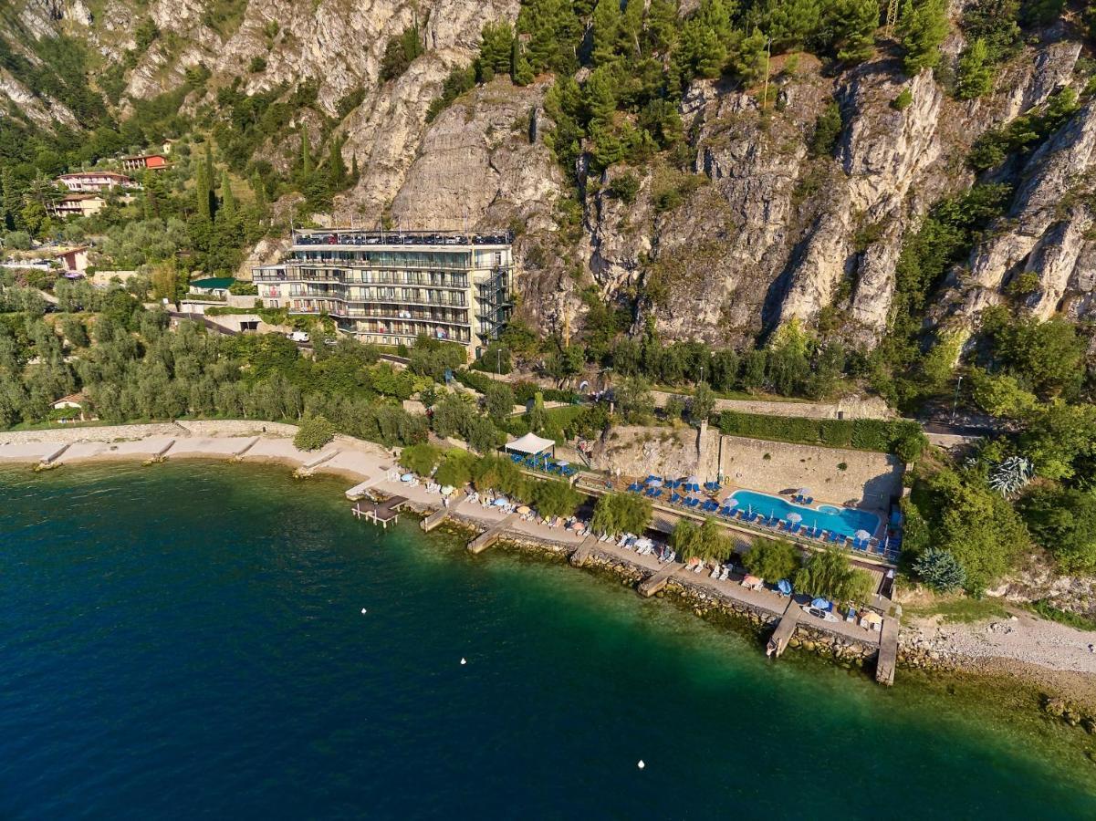Hotel Astor Limone sul Garda Exteriör bild