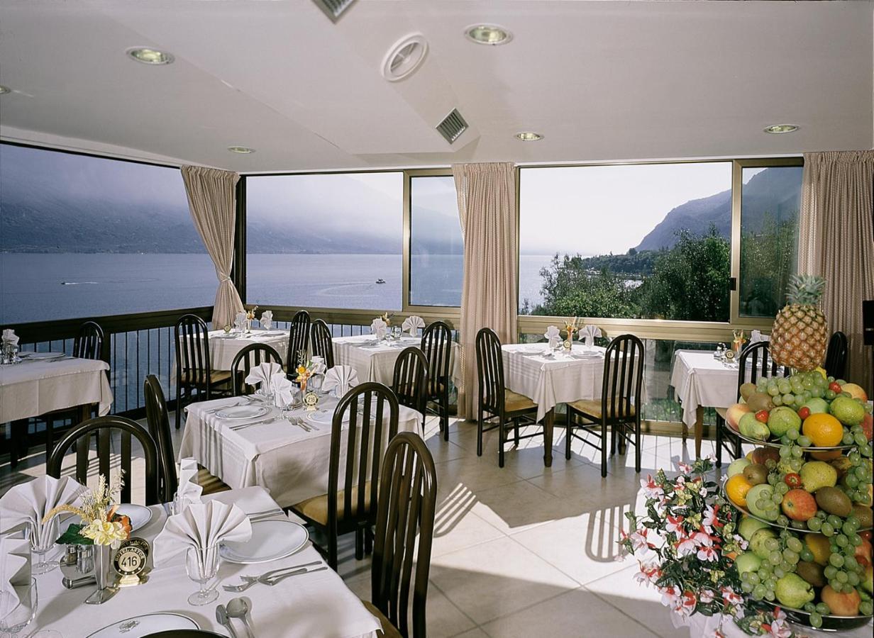Hotel Astor Limone sul Garda Exteriör bild