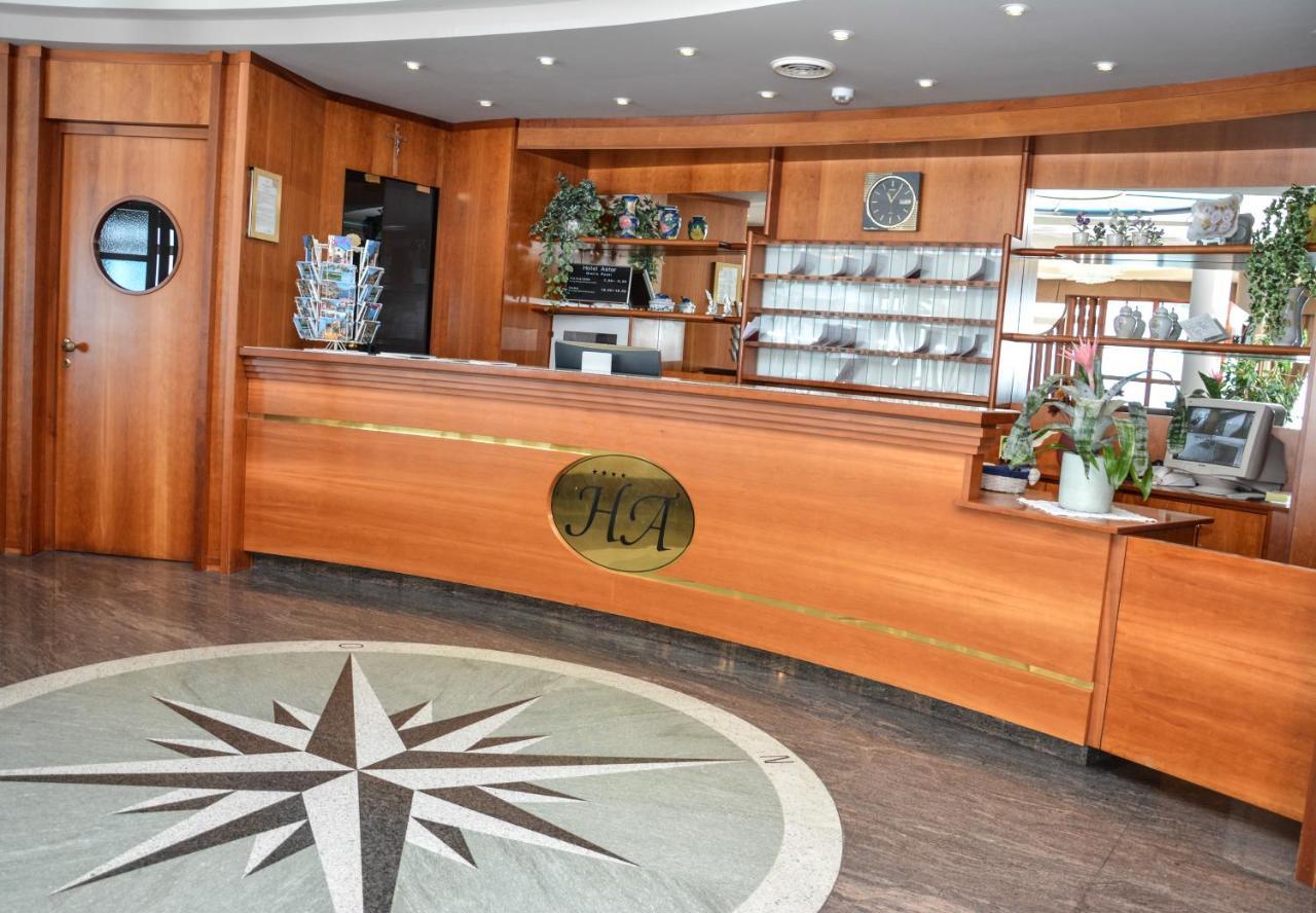 Hotel Astor Limone sul Garda Exteriör bild