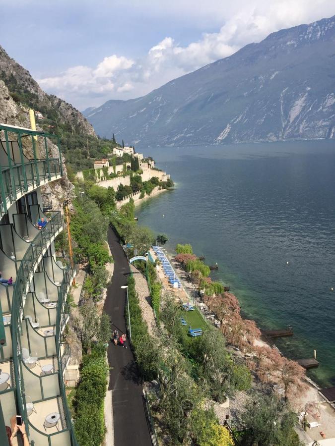 Hotel Astor Limone sul Garda Exteriör bild