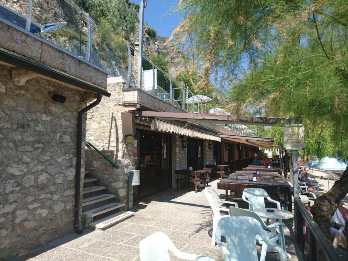 Hotel Astor Limone sul Garda Exteriör bild
