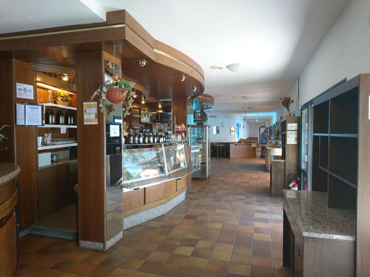 Hotel Astor Limone sul Garda Exteriör bild